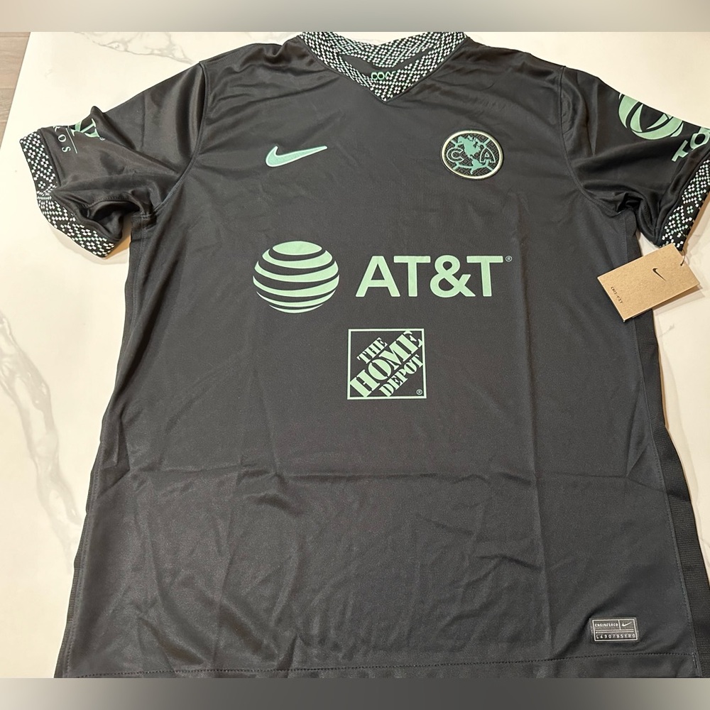 Club America Liga MX Authentic Nike Men’s Football Jersey Retail For $90